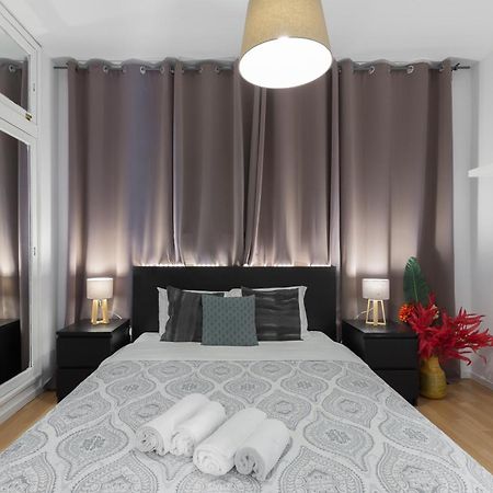 Apartamento Host Wise - Large Flat W Terrace - Ace Location At Aliados OOporto Exterior foto