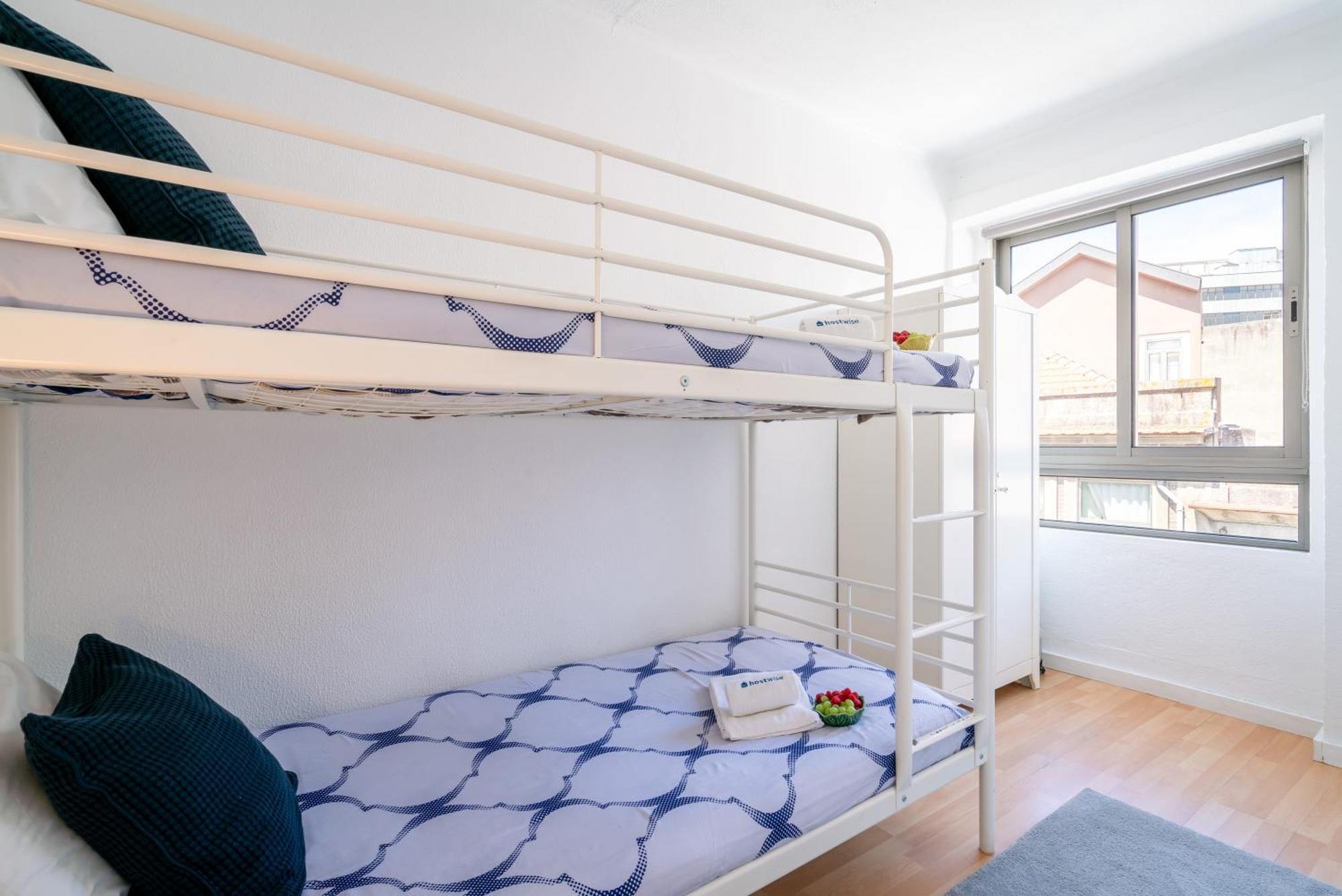 Apartamento Host Wise - Large Flat W Terrace - Ace Location At Aliados OOporto Exterior foto