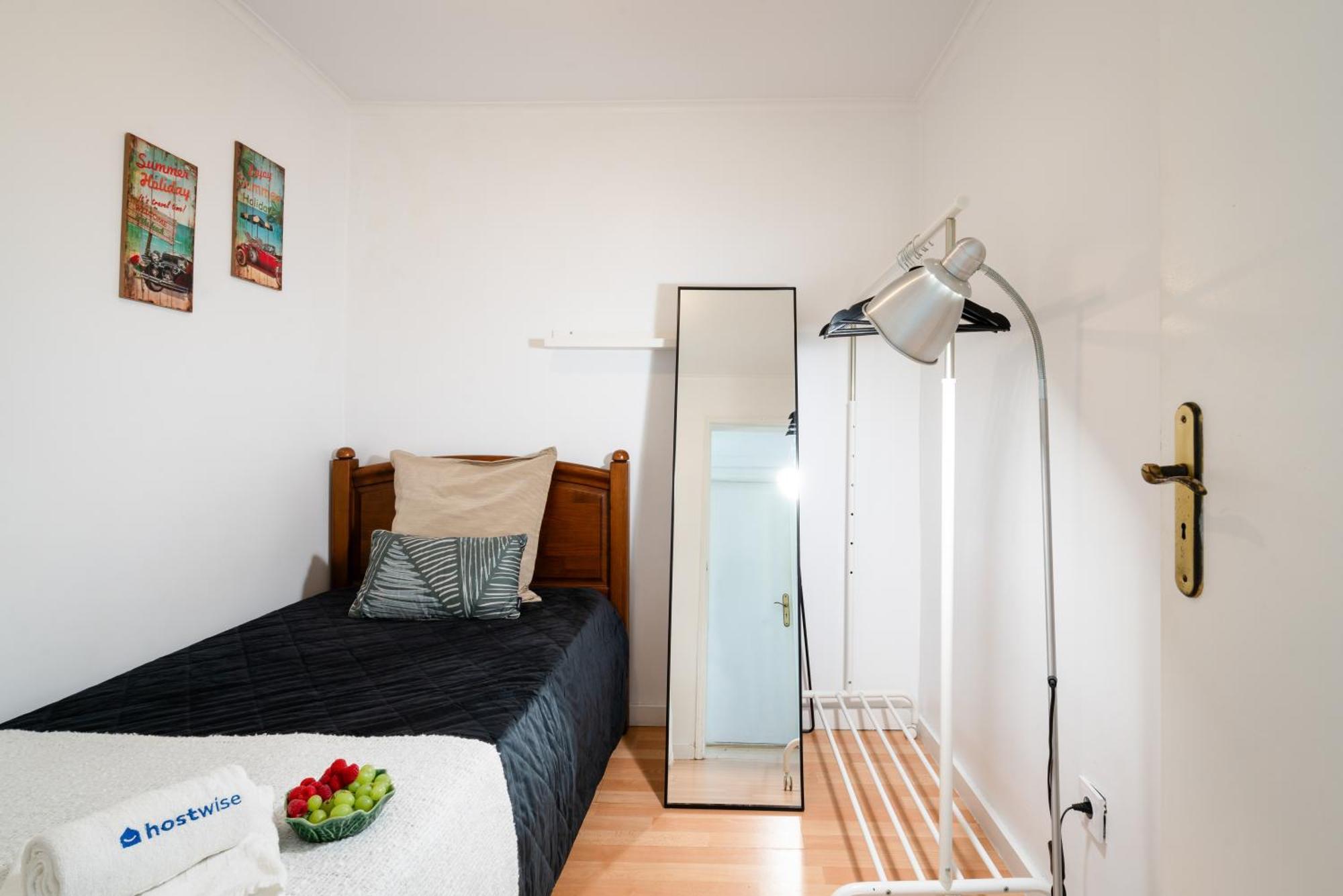 Apartamento Host Wise - Large Flat W Terrace - Ace Location At Aliados OOporto Exterior foto