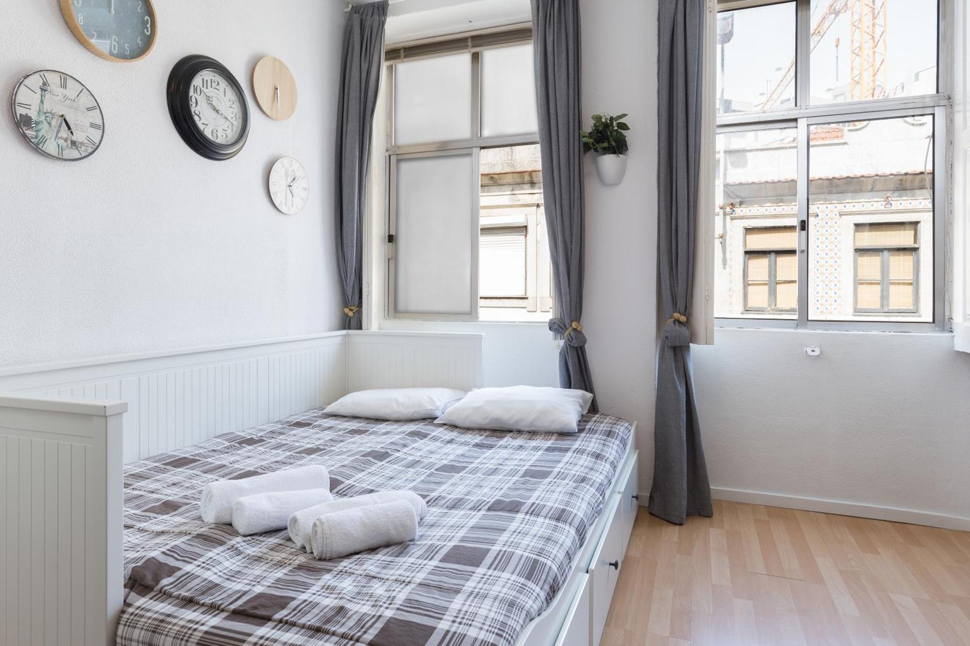 Apartamento Host Wise - Large Flat W Terrace - Ace Location At Aliados OOporto Exterior foto