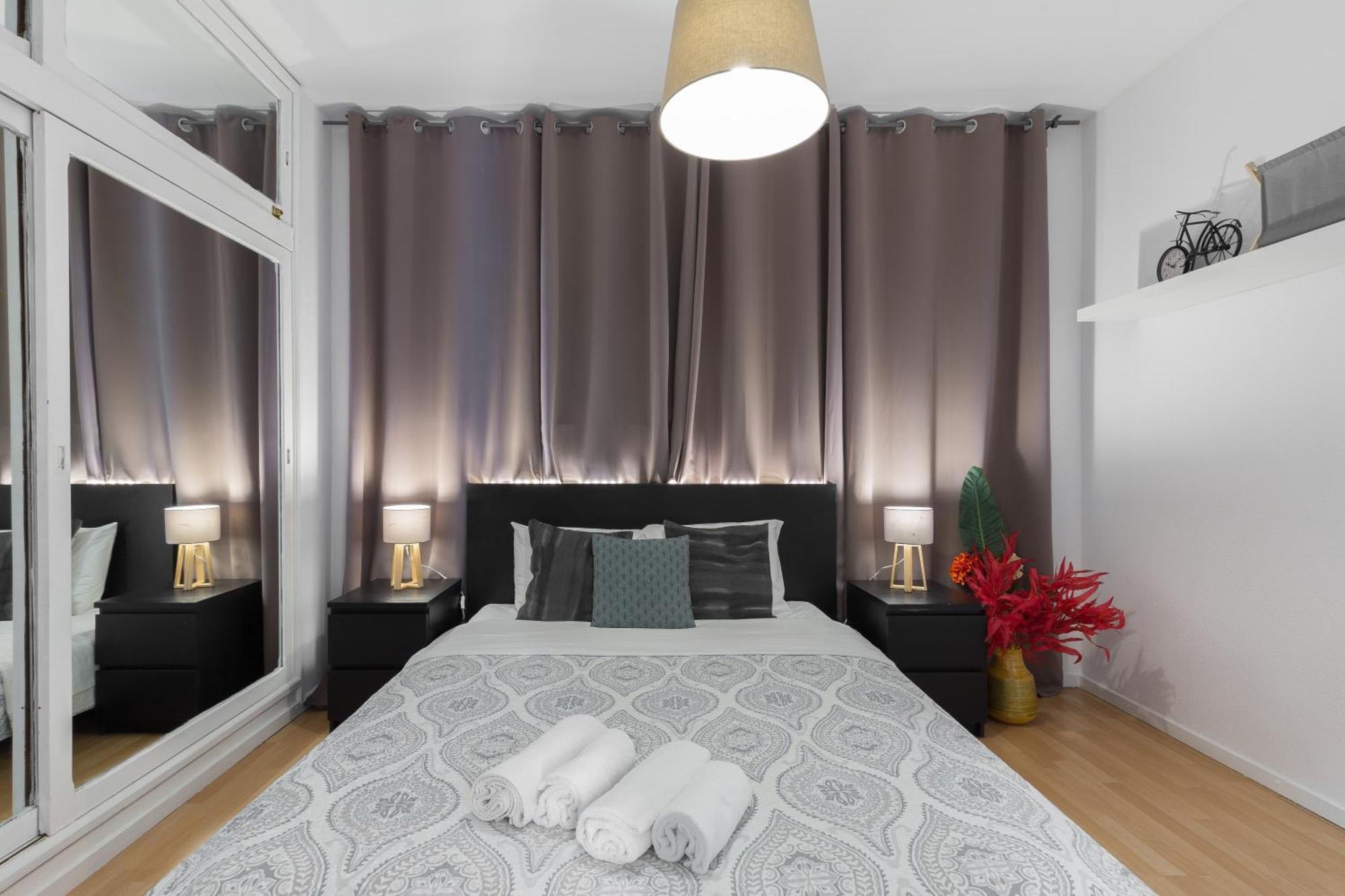 Apartamento Host Wise - Large Flat W Terrace - Ace Location At Aliados OOporto Exterior foto