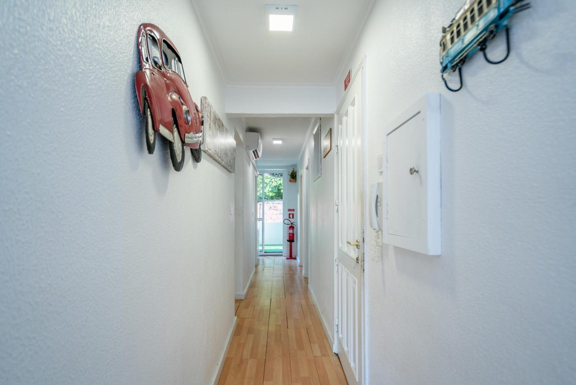Apartamento Host Wise - Large Flat W Terrace - Ace Location At Aliados OOporto Habitación foto