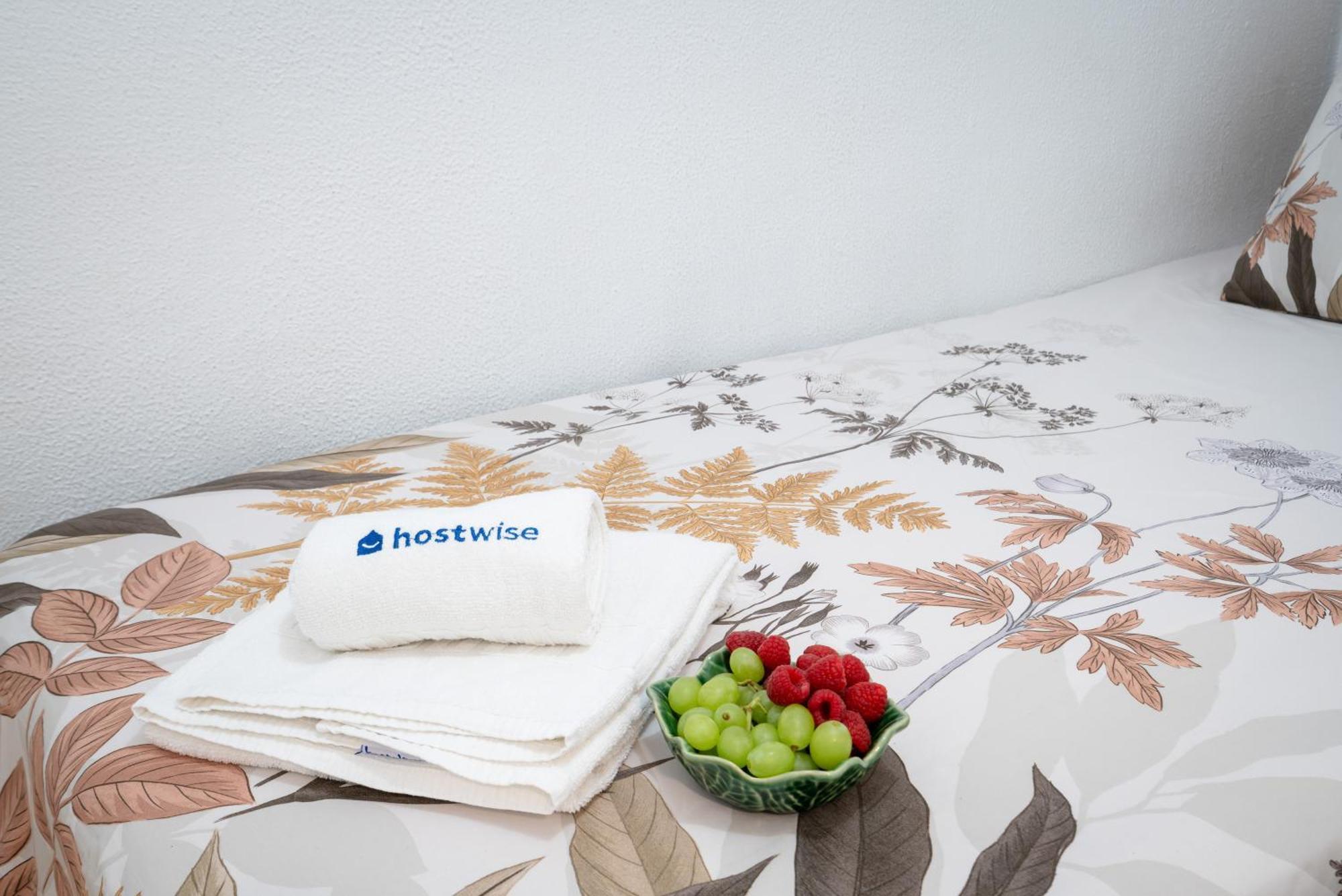 Apartamento Host Wise - Large Flat W Terrace - Ace Location At Aliados OOporto Habitación foto