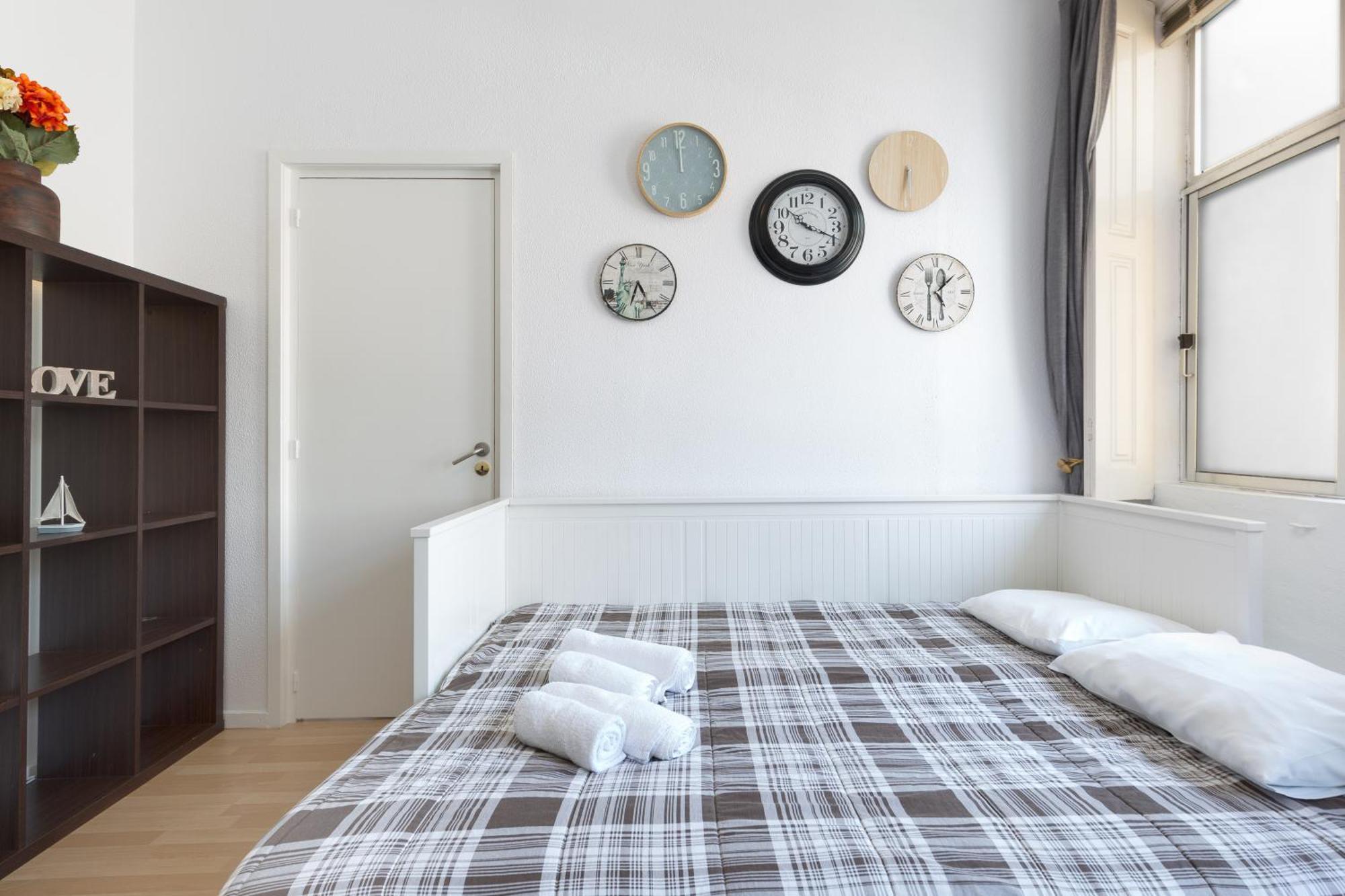 Apartamento Host Wise - Large Flat W Terrace - Ace Location At Aliados OOporto Habitación foto