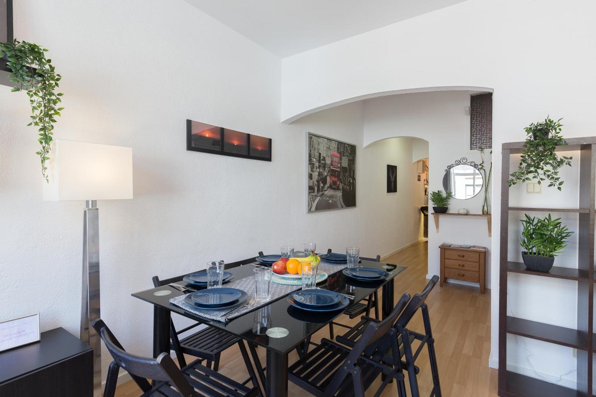 Apartamento Host Wise - Large Flat W Terrace - Ace Location At Aliados OOporto Habitación foto